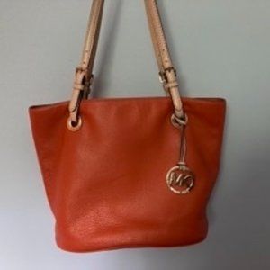 Michael Kors Leather handbag